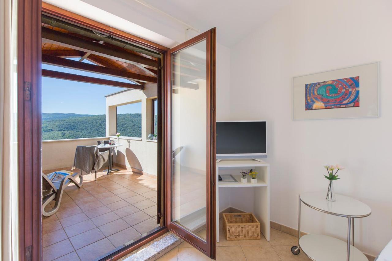 Apartments Agava Romantic Rabac Buitenkant foto